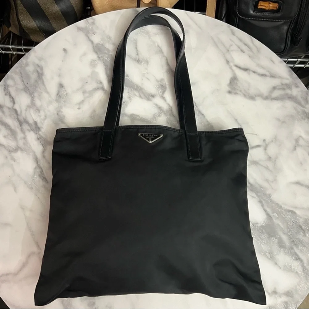 PRADA Nylon Shoulder Bag / Black & Silver VINTAGE - Picture 4 of 12